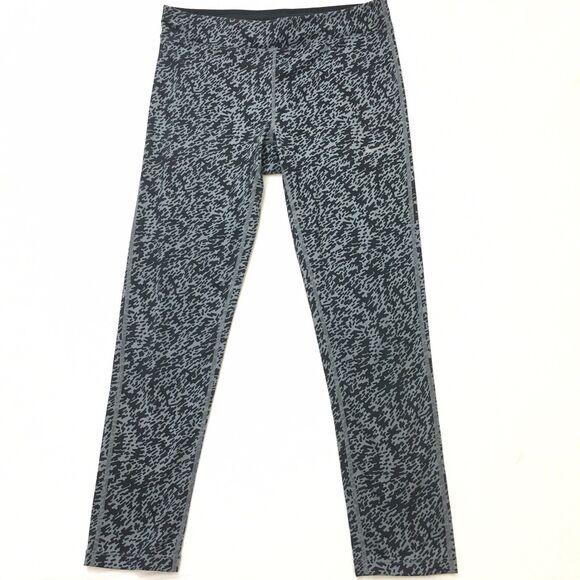 NIKE Essential Legging Women S Gray Black Digital Camo Print Dri Fit Running - Picture 1 of 16